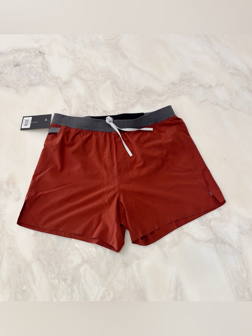 Ten Thousand 5” Distance Short Running Size Medium Firebrick New